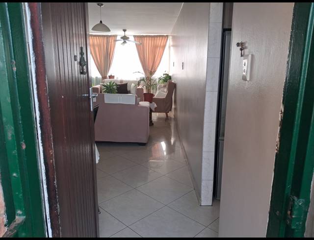 2 BEDROOM APARTMENT FOR SALE IN BLUFF